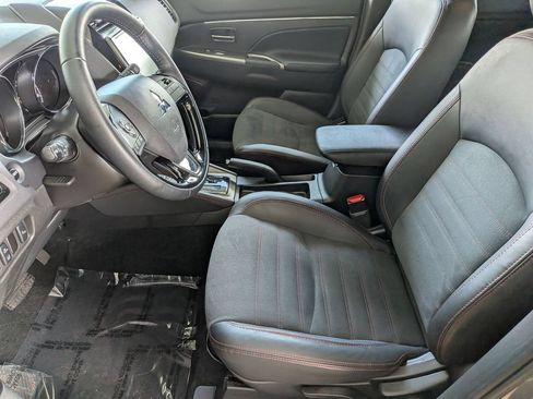 Used 2025 Mitsubishi Outlander Sport SE AWD/4WD image 20