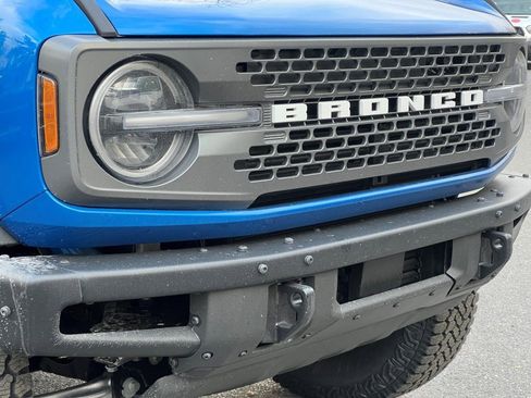 New 2025 Ford Bronco Badlands w/ Sasquatch Package image 2