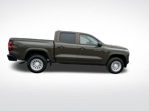 Used 2024 Chevrolet Colorado W/T image 6