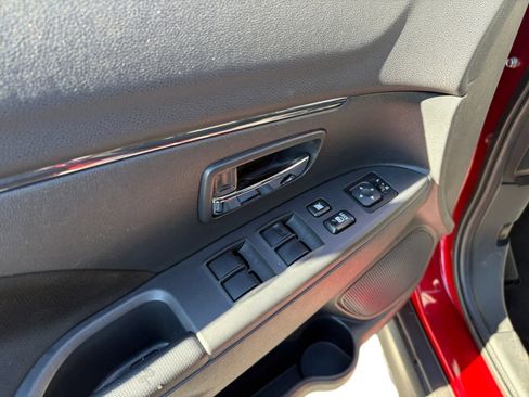 Used 2025 Mitsubishi Outlander Sport LE image 11