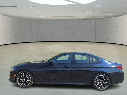 Used 2022 BMW 540i w/ M Sport Package image 2