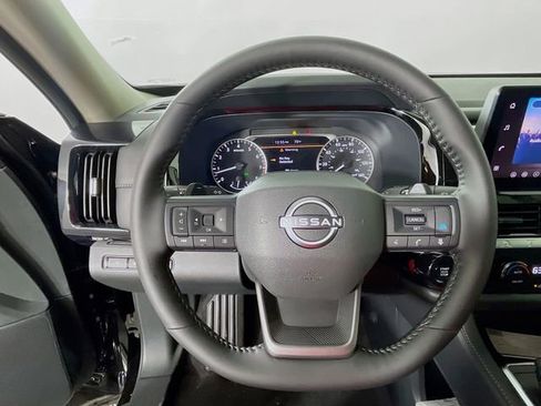 New 2026 Nissan Pathfinder SV image 8