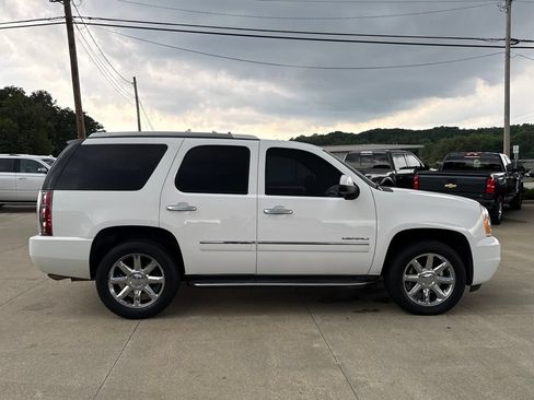 Used 2014 GMC Yukon Denali AWD/4WD image 20