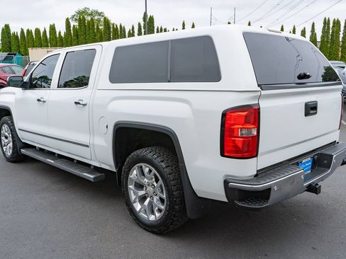 Used 2015 GMC Sierra 1500 SLT w/ SLT Crew Cab Value Package AWD/4WD image 10