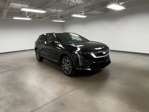 New 2026 Cadillac Optiq Sport 1 image 48