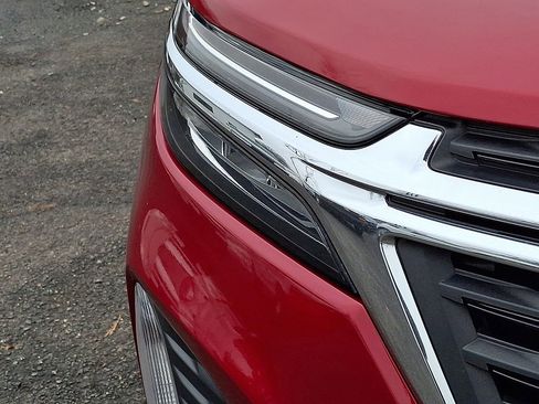 Used 2023 Chevrolet Equinox LT w/ LPO, Floor Liner Package image 35