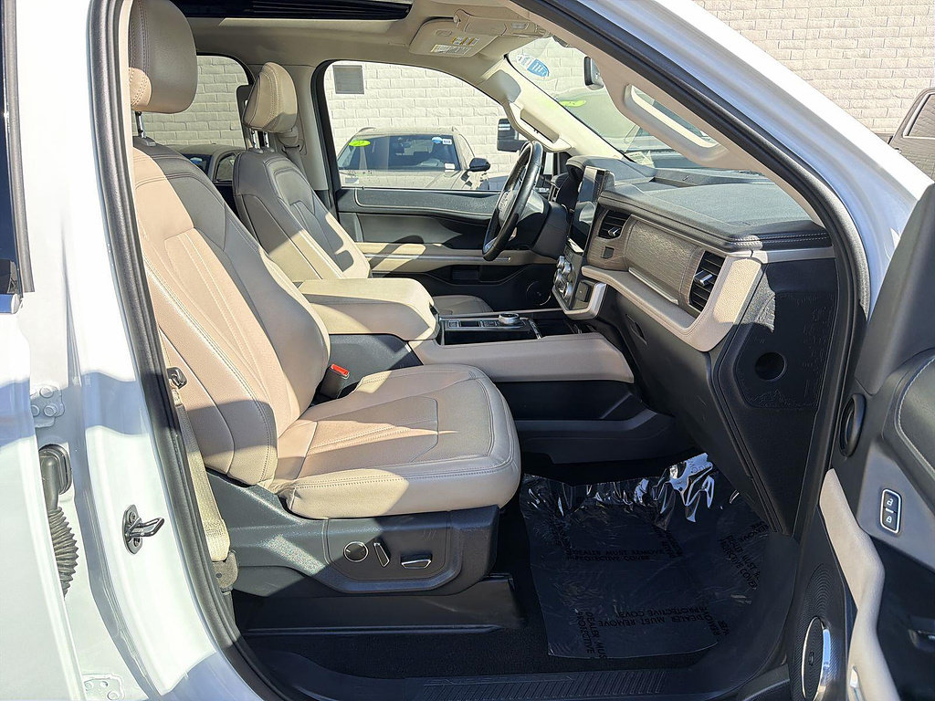Used 2024 Ford Expedition Limited RWD image 21