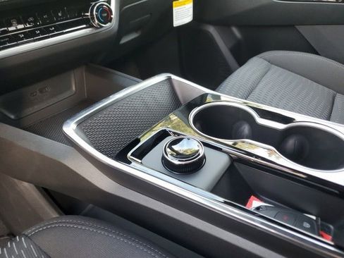 New 2026 Chevrolet Equinox LT image 6