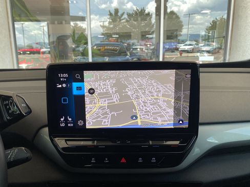 Used 2024 Volkswagen ID.4 S RWD image 3