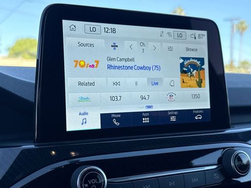 Used 2025 Ford Escape ST-Line image 19