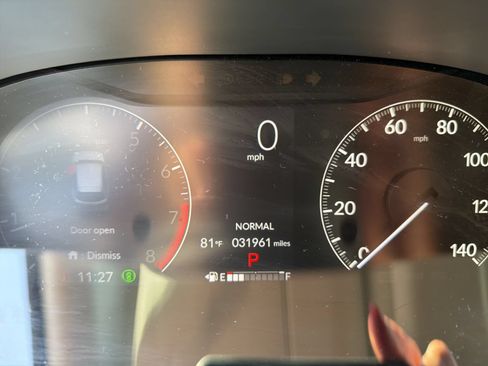 Used 2024 Honda HR-V LX image 6