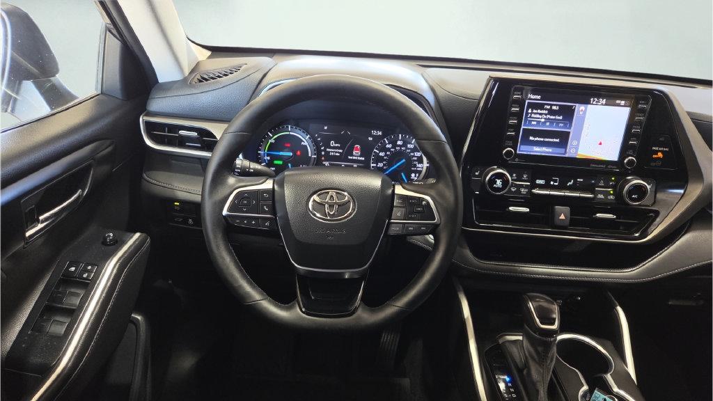 Certified 2020 Toyota Highlander XLE AWD/4WD image 21