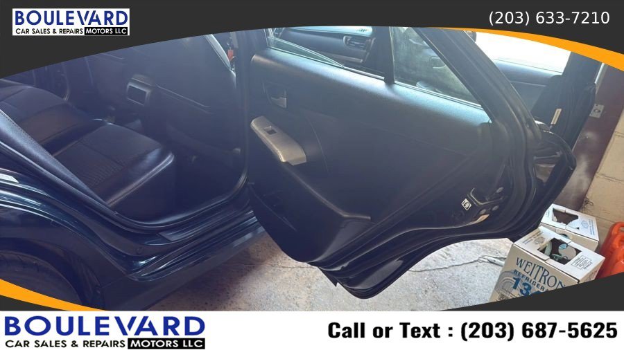 Used 2012 Toyota Camry SE FWD image 25