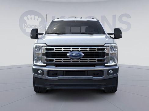 New 2026 Ford F350 4x4 Crew Cab Super Duty image 8