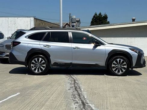 Used 2024 Subaru Outback Limited AWD/4WD image 2