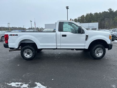 Used 2017 Ford F250 XL w/ Snow Plow Prep Package image 4