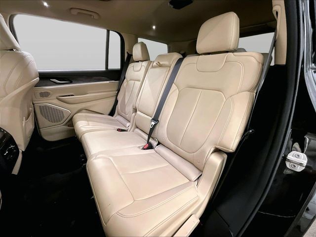Used 2021 Jeep Grand Cherokee L Limited AWD/4WD image 25