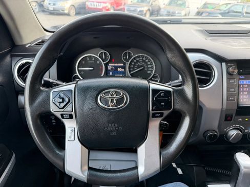 Used 2014 Toyota Tundra SR5 image 18
