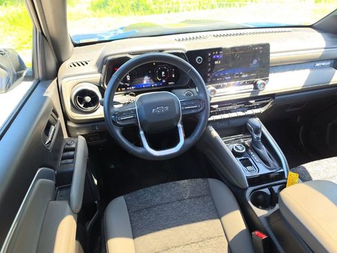 Used 2024 Chevrolet Colorado ZR2 w/ LPO, Sports Bar Package AWD/4WD image 8