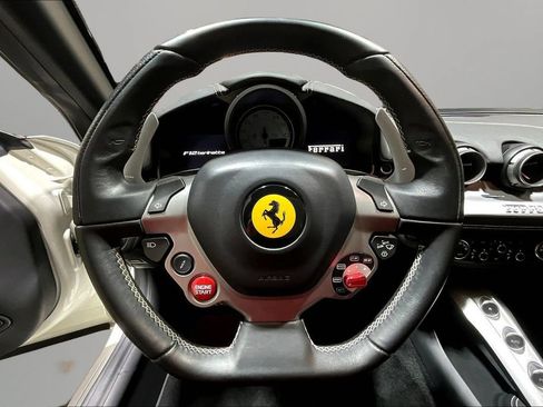 Used 2016 Ferrari F12 Berlinetta RWD image 9