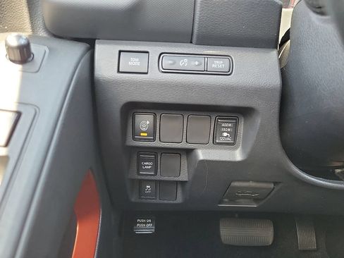 Used 2022 Nissan Frontier Pro-X RWD image 13