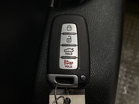 Used 2011 Hyundai Sonata SE image 27