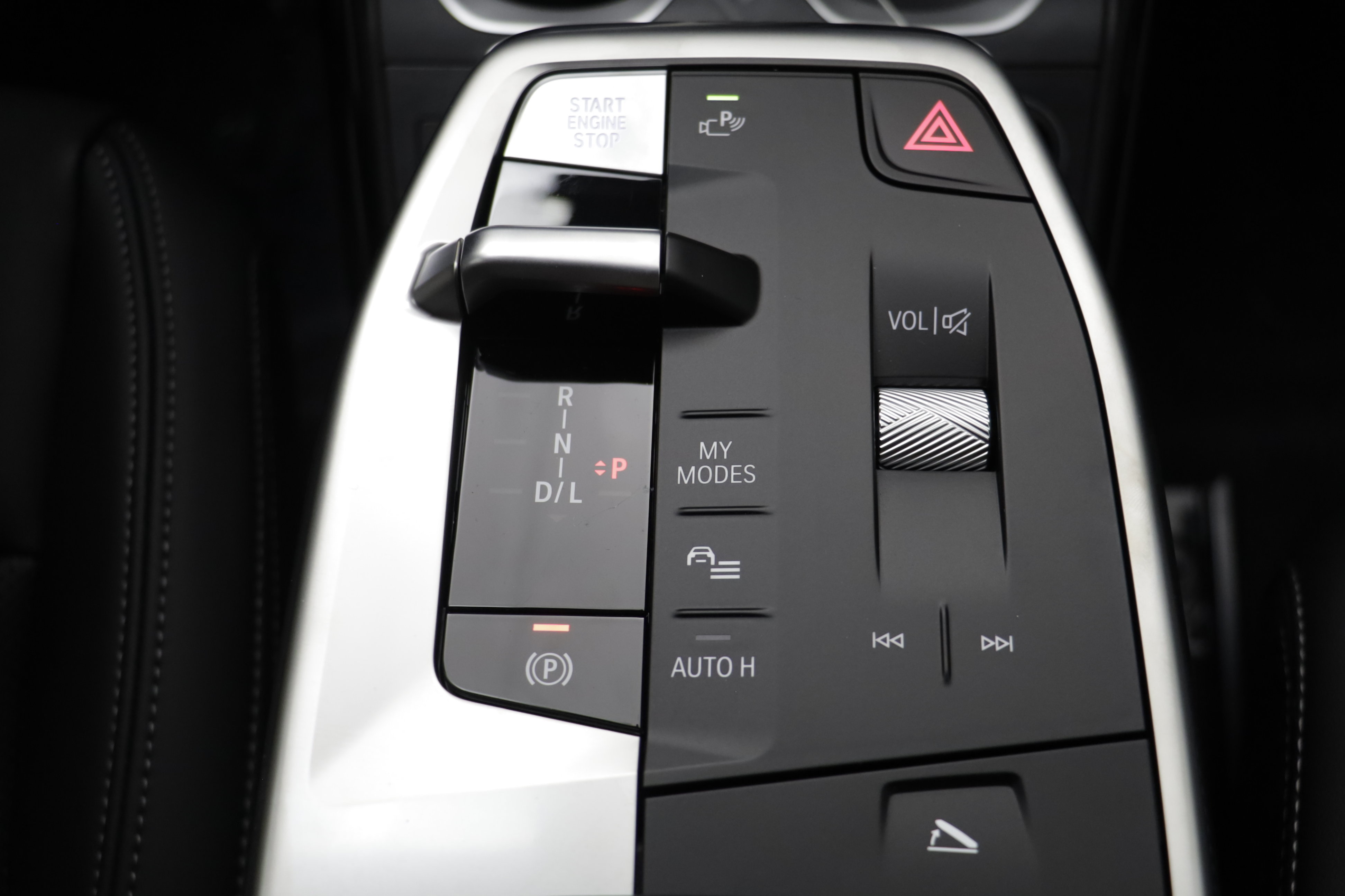 New 2026 BMW X1 xDrive28i AWD/4WD image 12