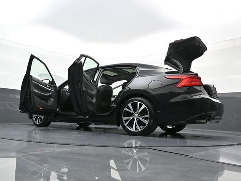 Used 2017 Nissan Maxima 3.5 SL image 41