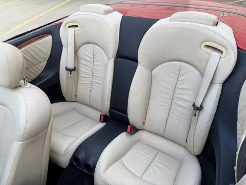 Used 2007 Mercedes-Benz CLK 350 Cabriolet image 18