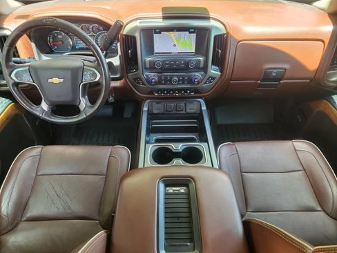 Used 2016 Chevrolet Silverado 2500 High Country w/ Duramax Plus Package AWD/4WD image 27