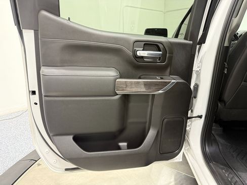 Used 2022 Chevrolet Silverado 1500 LTZ image 42