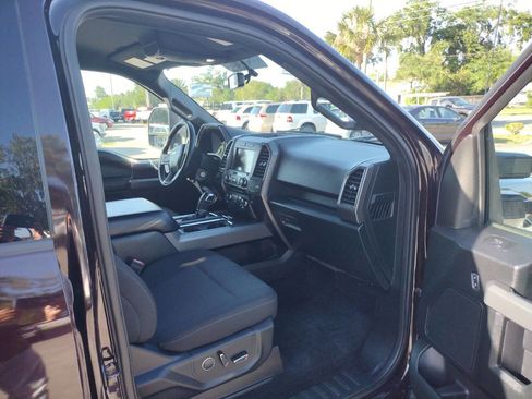 Used 2018 Ford F150 XLT w/ Equipment Group 302A Luxury image 11