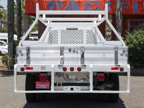 Used 2017 Ford F450 XL w/ Power Equipment Group image 7