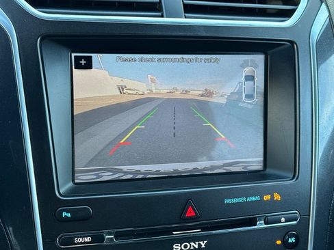 Used 2017 Ford Explorer Sport image 20