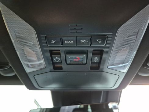 Used 2020 Toyota RAV4 XSE image 31