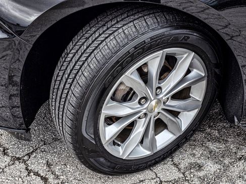 Certified 2025 Chevrolet Malibu LT image 11