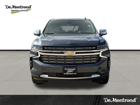 Used 2021 Chevrolet Suburban Premier w/ Premium Package image 2