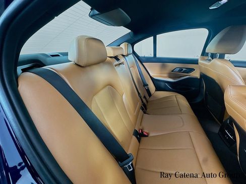 Used 2023 BMW 330i xDrive Sedan w/ M Sport Package AWD/4WD image 4