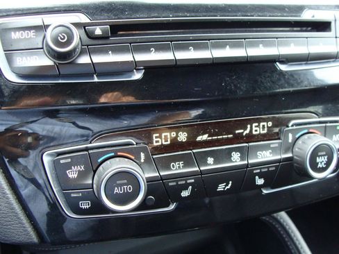 Used 2023 BMW X3 xDrive30i w/ Premium Package AWD/4WD image 12