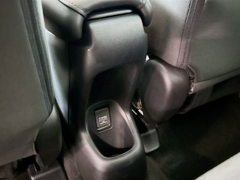 Used 2022 Honda HR-V EX image 25