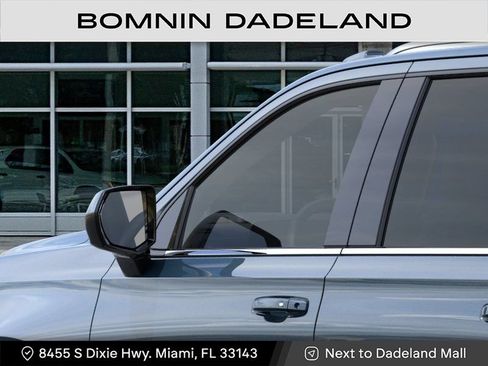 New 2026 Chevrolet Suburban LS RWD image 12