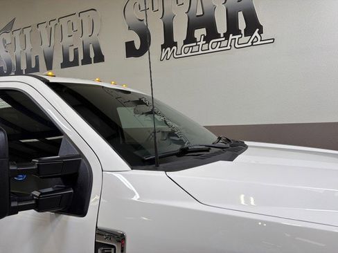 Used 2022 Ford F450 XL w/ Power Equipment Group image 50