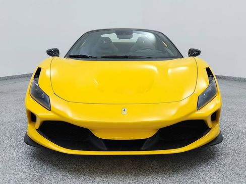 Used 2021 Ferrari F8 Tributo image 18