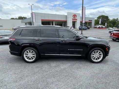 Used 2021 Jeep Grand Cherokee L Summit w/ Advanced Protech Group IV AWD/4WD image 2