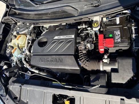 Used 2022 Nissan Rogue SV image 28