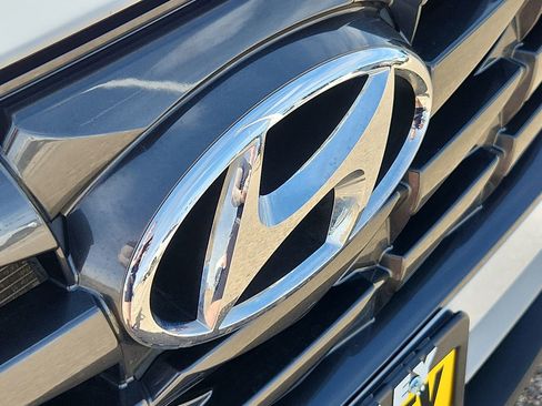 Used 2023 Hyundai Tucson SE image 24