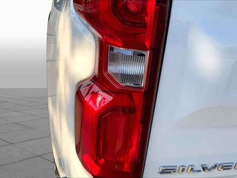 Used 2023 Chevrolet Silverado 1500 RST RWD image 28