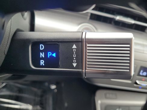 New 2026 Hyundai Kona SEL Premium image 8