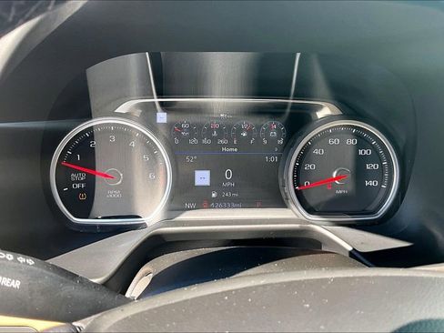 Used 2021 Chevrolet Tahoe Premier w/ Premium Package image 12