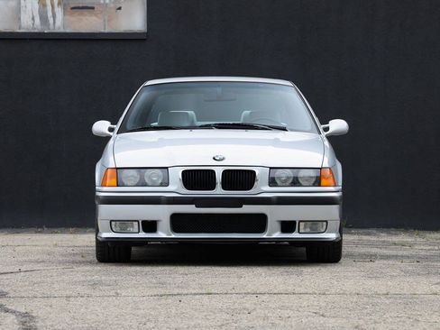 Used 1998 BMW M3 Sedan RWD image 3